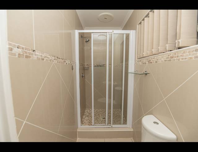 2 BEDROOM TOWNHOUSE FOR SALE IN GLENROY PARK